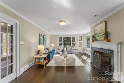 121 33rd Avenue NE, Hickory, NC 28601 - Photo 4