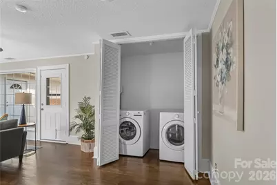 121 33rd Avenue NE, Hickory, NC 28601 - Photo 18