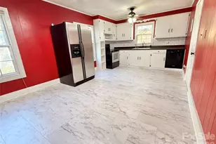 117 Pine St, Chester, SC 29706 - Photo 4