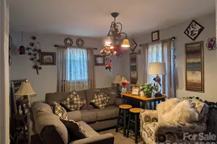 635 Chicago Ave, Charlotte, NC 28203 - Photo 2