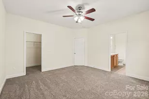 10926 Kinnairds St, Charlotte, NC 28278 - Photo 12