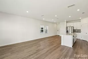 9005 Foggy Brook Loop, Charlotte, NC 28216 - Photo 4