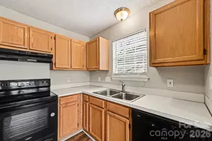 12305 Gilston Ct, Charlotte, NC 28273 - Photo 6