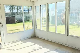 1906 Leesburg Dr, Clover, SC 29710 - Photo 12