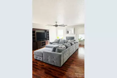 1906 Leesburg Drive, Clover, SC 29710 - Photo 4