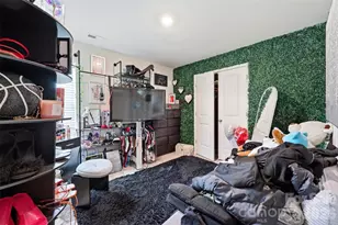 5330 Upton Pl, Charlotte, NC 28215 - Photo 28