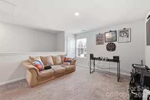 5330 Upton Pl, Charlotte, NC 28215 - Photo 20