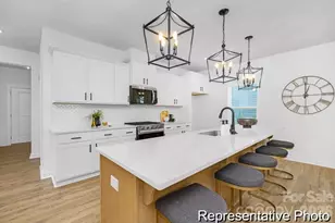 158 Peak Vw Rd, Statesville, NC 28677 - Photo 2