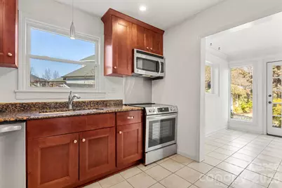 337 Melbourne Court, Charlotte, NC 28209 - Photo 12