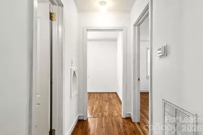 337 Melbourne Court, Charlotte, NC 28209 - Photo 16