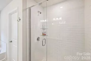 19218 Hawk Haven Ln, Charlotte, NC 28278 - Photo 34