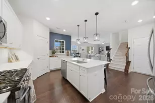 128 W Morehouse Ave, Mooresville, NC 28117 - Photo 8