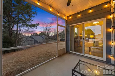 128 W Morehouse Avenue, Mooresville, NC 28117 - Photo 2