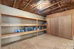 236 Perrin Pl, Charlotte, NC 28207 - Photo 30