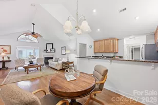 4737 Polo Gate Boulevard, Charlotte, NC 28216 - Photo 14