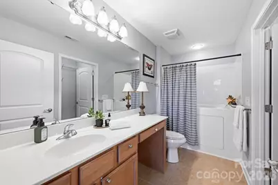 4737 Polo Gate Boulevard, Charlotte, NC 28216 - Photo 20