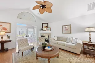 4737 Polo Gate Boulevard, Charlotte, NC 28216 - Photo 4