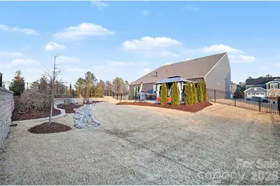11004 Larkslea Lane, Charlotte, NC 28278 - Photo 40