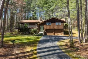 205 Deerpath Ln, Hendersonville, NC 28739 - Photo 6