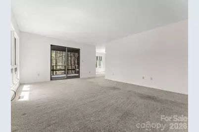 205 Deerpath Lane, Hendersonville, NC 28739 - Photo 14