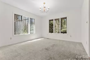 205 Deerpath Ln, Hendersonville, NC 28739 - Photo 12