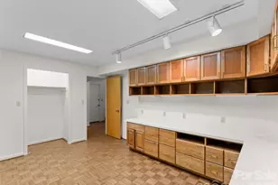 205 Deerpath Ln, Hendersonville, NC 28739 - Photo 36