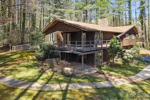 205 Deerpath Ln, Hendersonville, NC 28739 - Photo 4