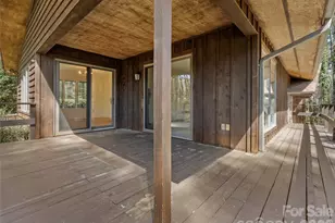 205 Deerpath Ln, Hendersonville, NC 28739 - Photo 8