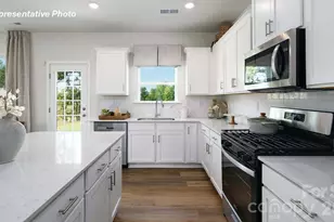 1608 Secrest Cmns Dr, Monroe, NC 28112 - Photo 4