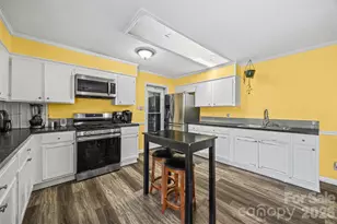 1355 Ebinport Rd, Rock Hill, SC 29732 - Photo 6