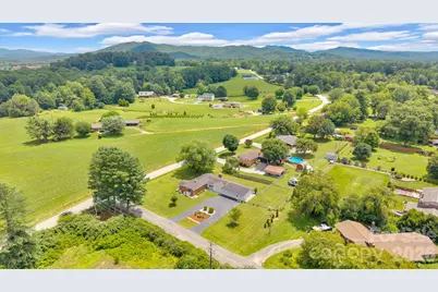 10 Moland Drive, Etowah, NC 28729 - Photo 6