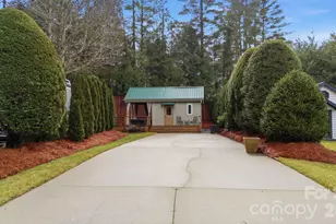37 Coach Club Rd, Highlands, NC 28741 - Photo 6