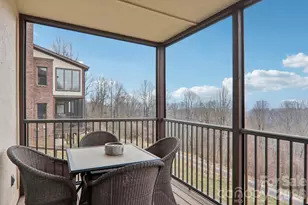 1601 Fleetwood Plaza, Hendersonville, NC 28739 - Photo 44