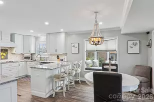 1601 Fleetwood Plaza, Hendersonville, NC 28739 - Photo 14