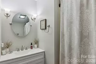 1601 Fleetwood Plaza, Hendersonville, NC 28739 - Photo 28