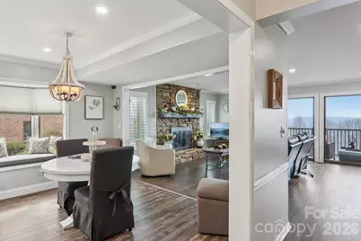 1601 Fleetwood Plaza, Hendersonville, NC 28739 - Photo 12