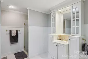 1601 Fleetwood Plaza, Hendersonville, NC 28739 - Photo 30