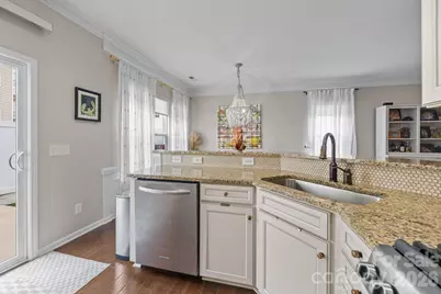 5916 Carrollton Lane, Charlotte, NC 28210 - Photo 12