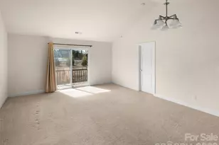 123 Foxden Dr, Fletcher, NC 28732 - Photo 2