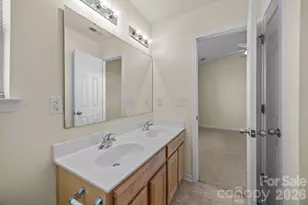 11138 Derryrush Dr, Charlotte, NC 28213 - Photo 34