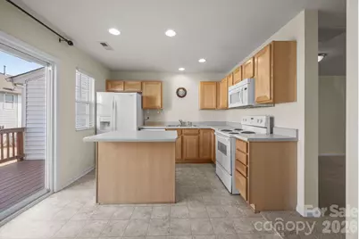 11138 Derryrush Drive, Charlotte, NC 28213 - Photo 14