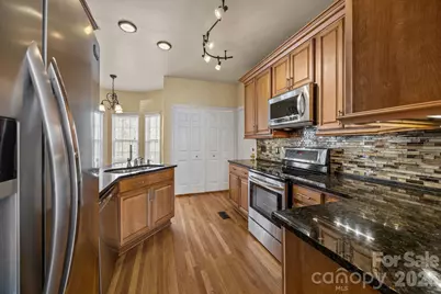 151 Saint Martins Lane, Statesville, NC 28677 - Photo 10