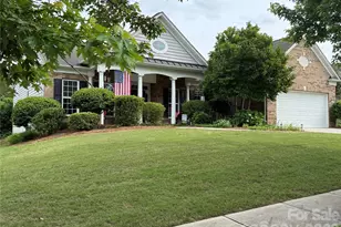 35047 Carnation Ln, Fort Mill, SC 29707 - Photo 2
