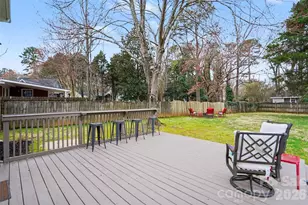 7729 Surreywood Pl, Charlotte, NC 28270 - Photo 12