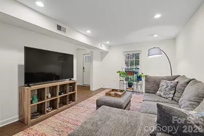 7729 Surreywood Place, Charlotte, NC 28270 - Photo 2