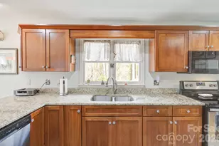 737 Woodbine Rd, Waynesville, NC 28785 - Photo 20