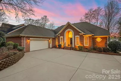 124 Hunter Spring Lane, Mooresville, NC 28117 - Photo 2