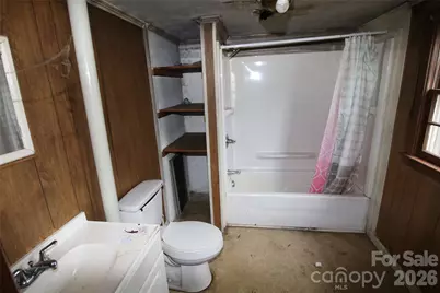 1018 Dodd Street, Shelby, NC 28150 - Photo 10