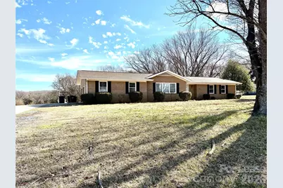 2801 Potter Road S, Waxhaw, NC 28173 - Photo 1