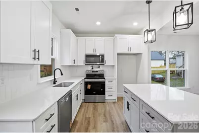 423 Queens Court, Gastonia, NC 28052 - Photo 12